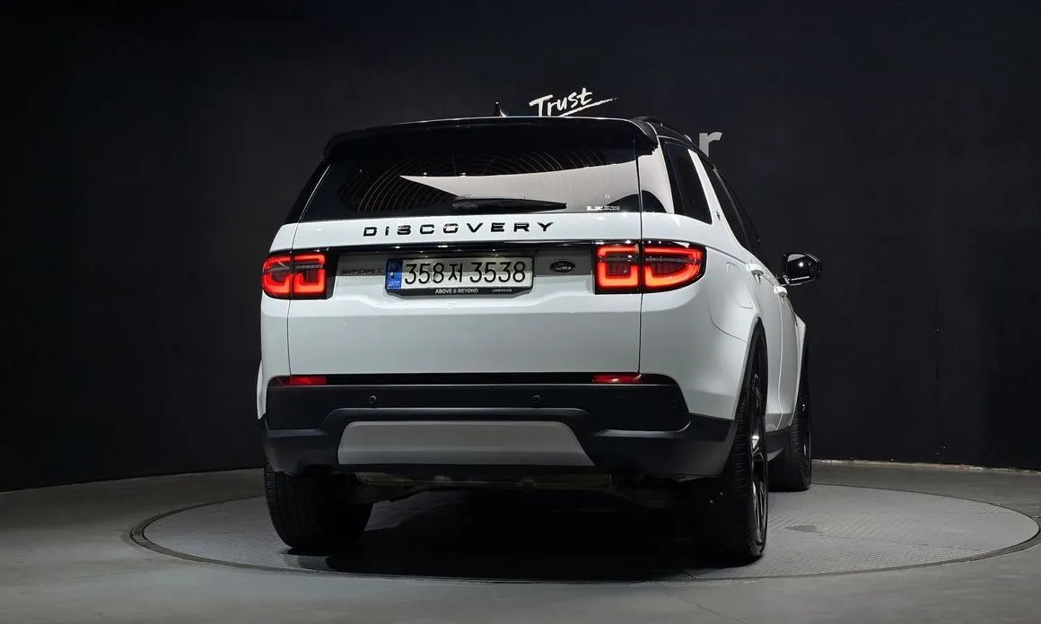 Land Rover Discovery Sport — фото 2