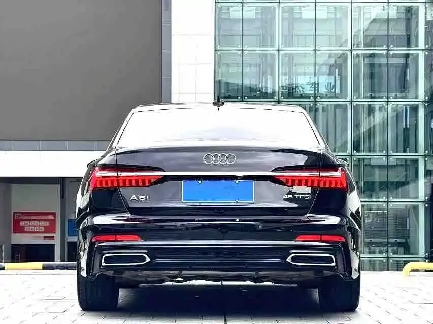 Audi A6L — фото 5