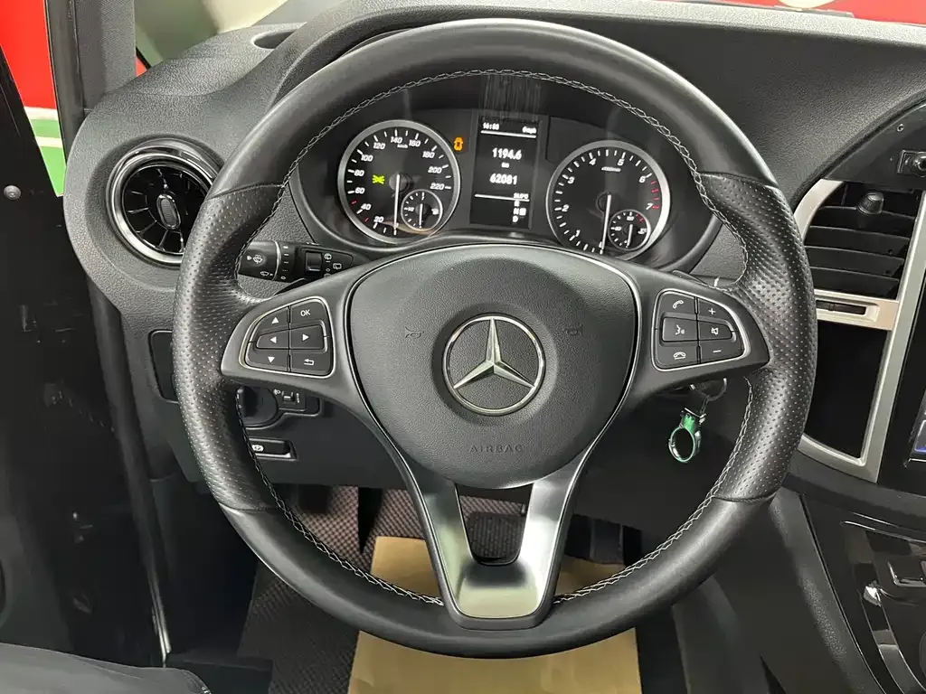 Mercedes-Benz Vito — фото 7