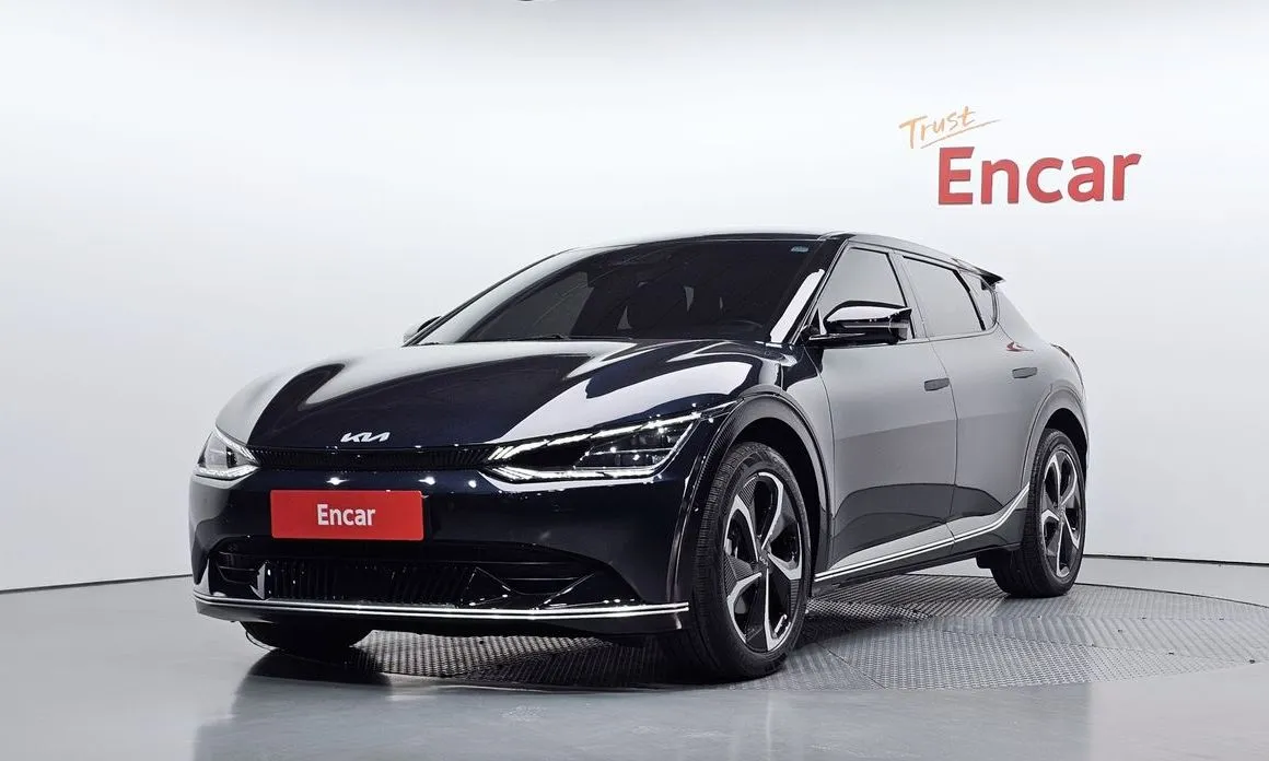 Kia EV6 — фото 1