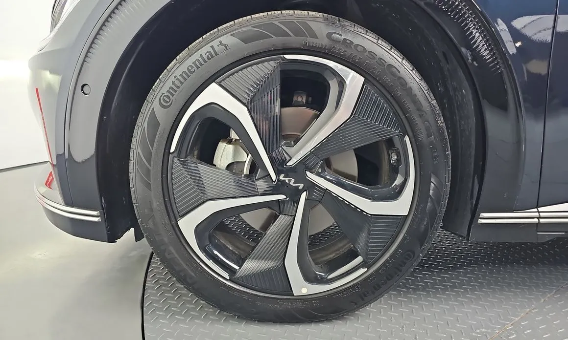 Kia EV6 — фото 9