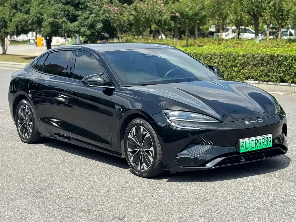 BYD Seal — фото 9