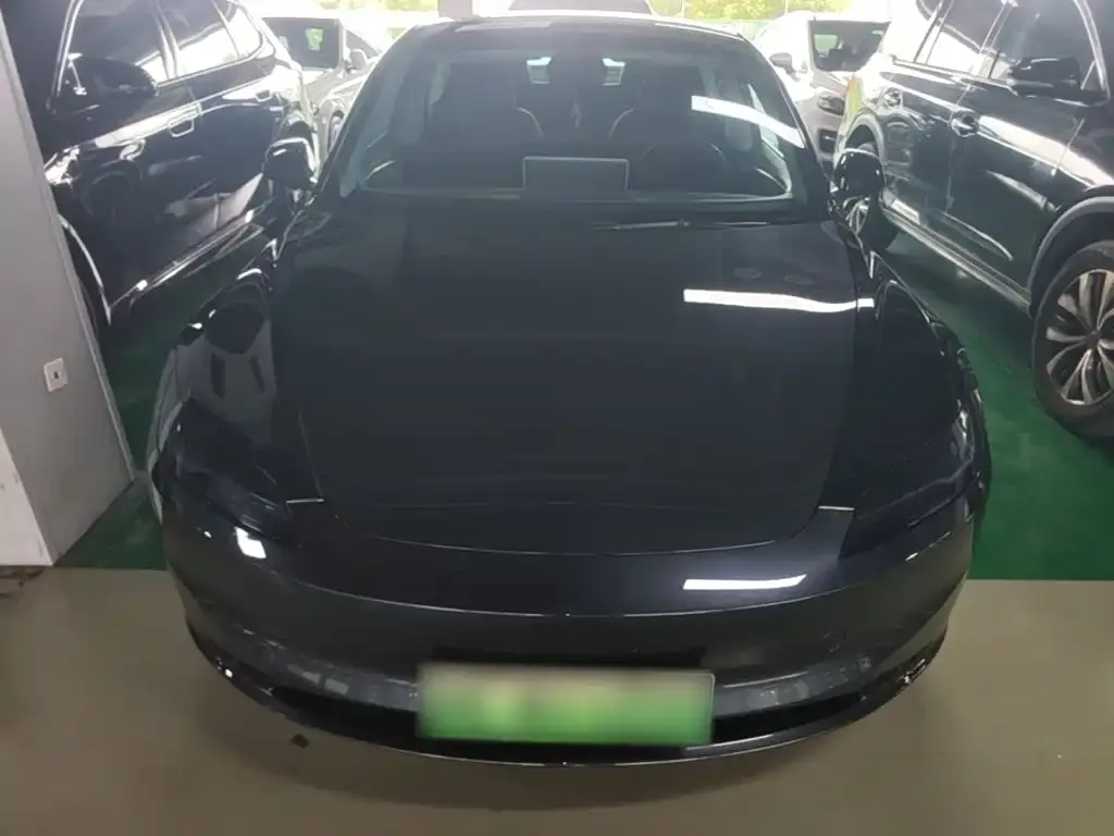Tesla Model 3 — фото 4