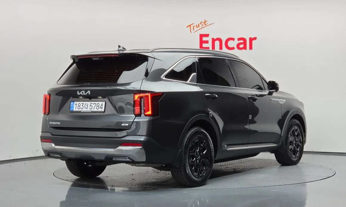 Kia Sorento — фото 5