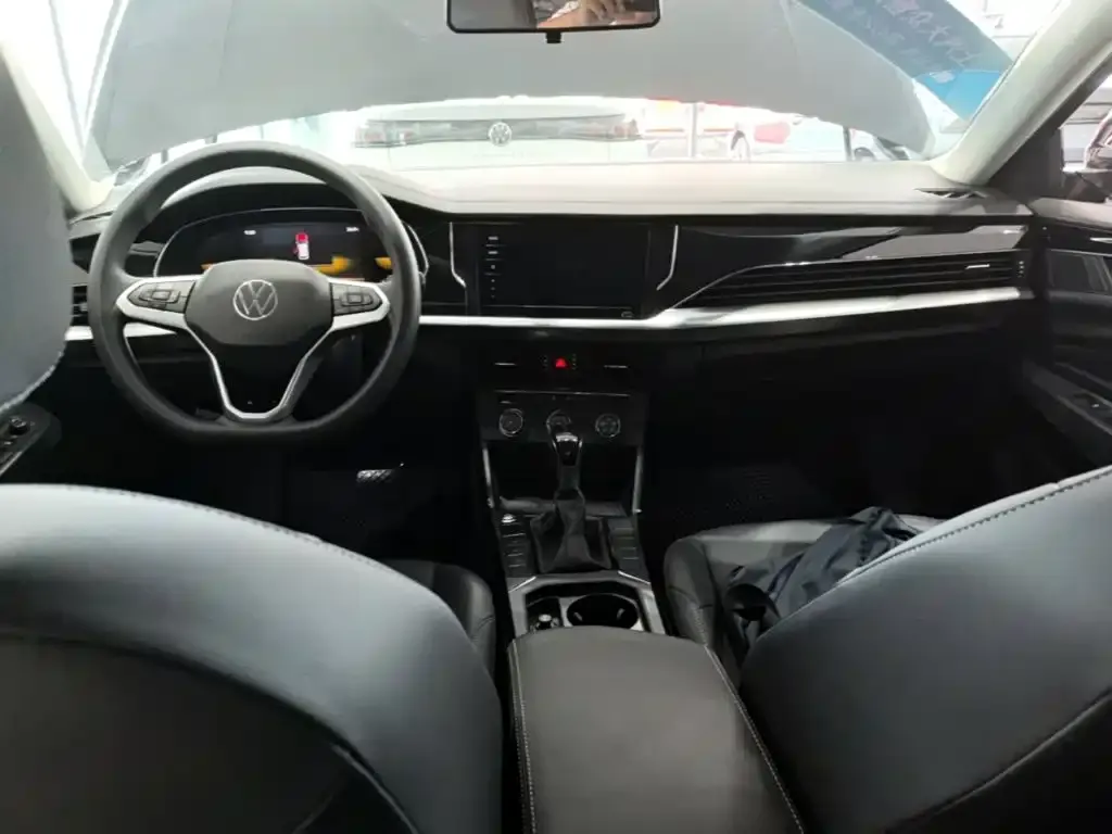 Volkswagen Passat — фото 8