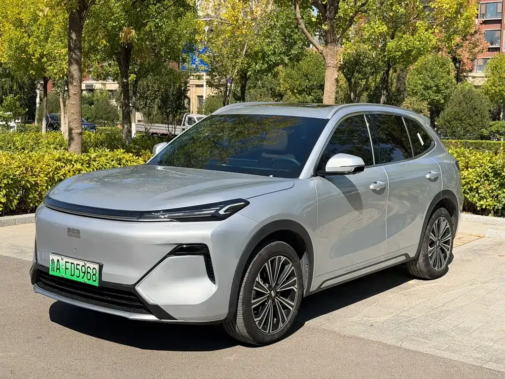 Geely Galaxy Xingjian 7 — фото 1