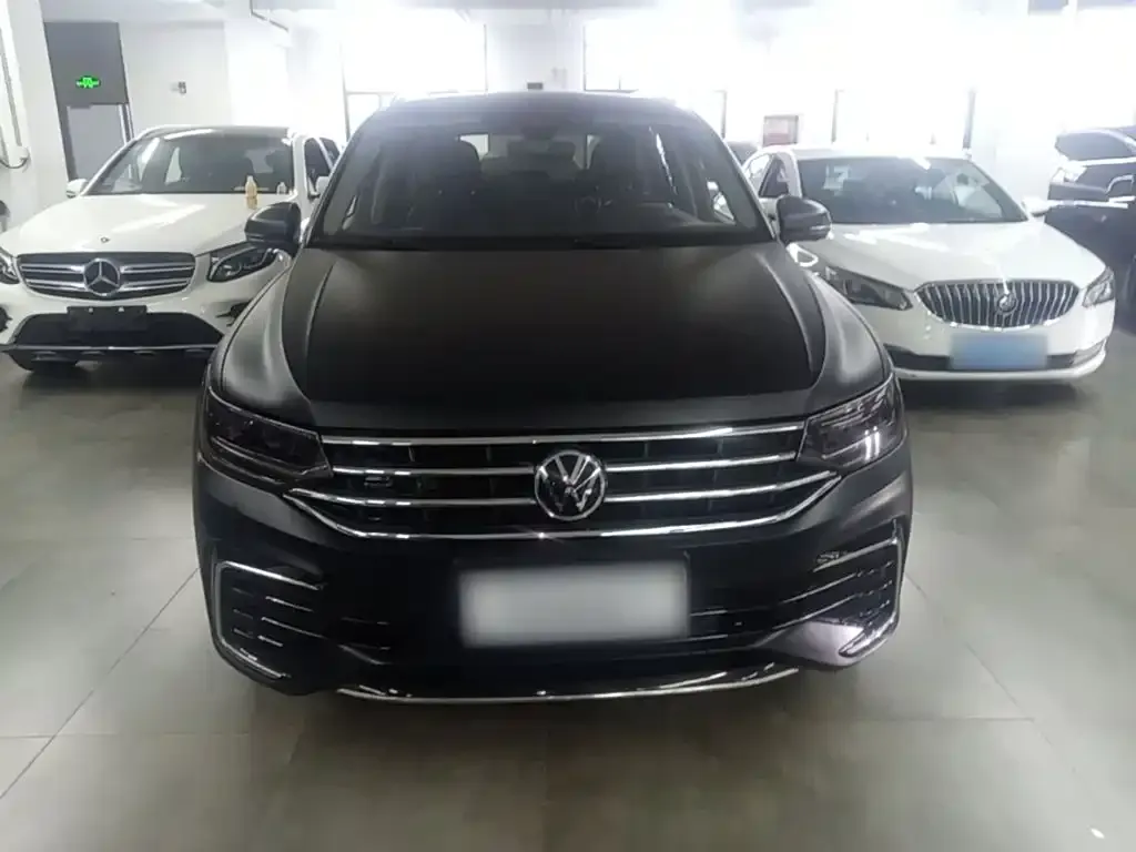 Volkswagen Tiguan L — фото 5