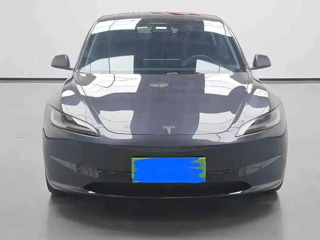 Tesla Model 3 — фото 2