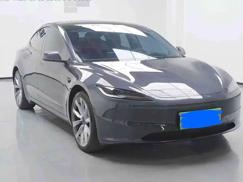 Tesla Model 3 — фото 8