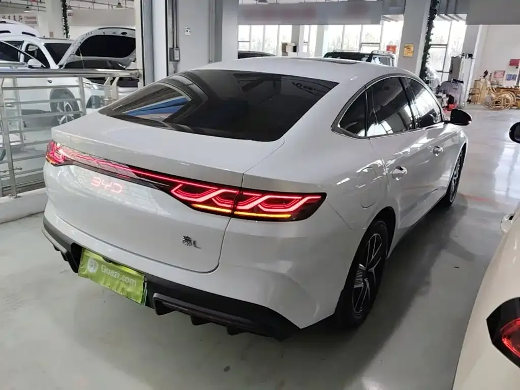 BYD Qin L — фото 3