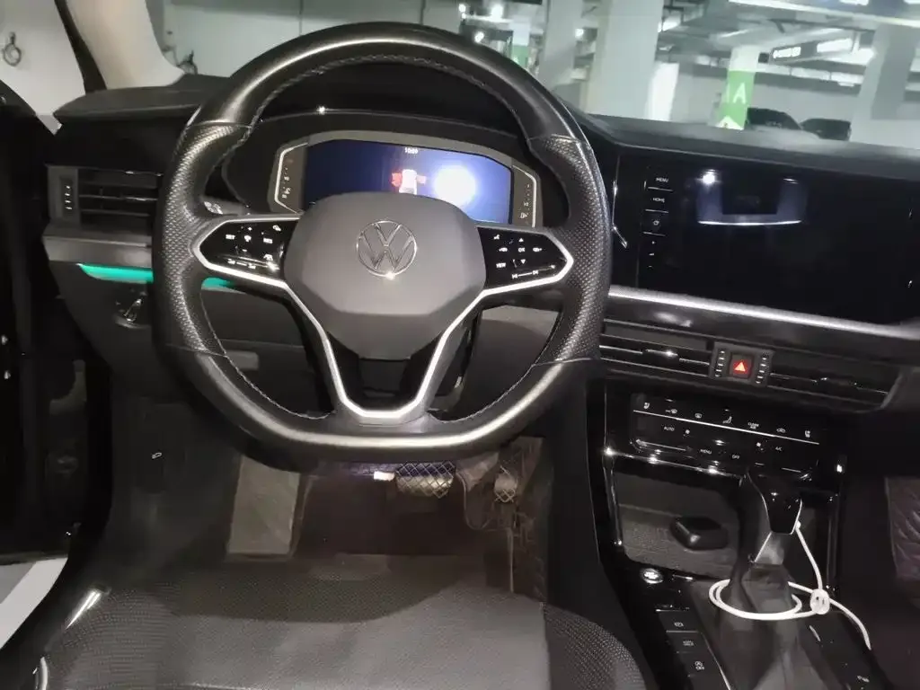 Volkswagen Passat — фото 6