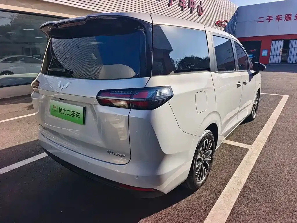 Wuling Xingguang 730 New Energy — фото 4