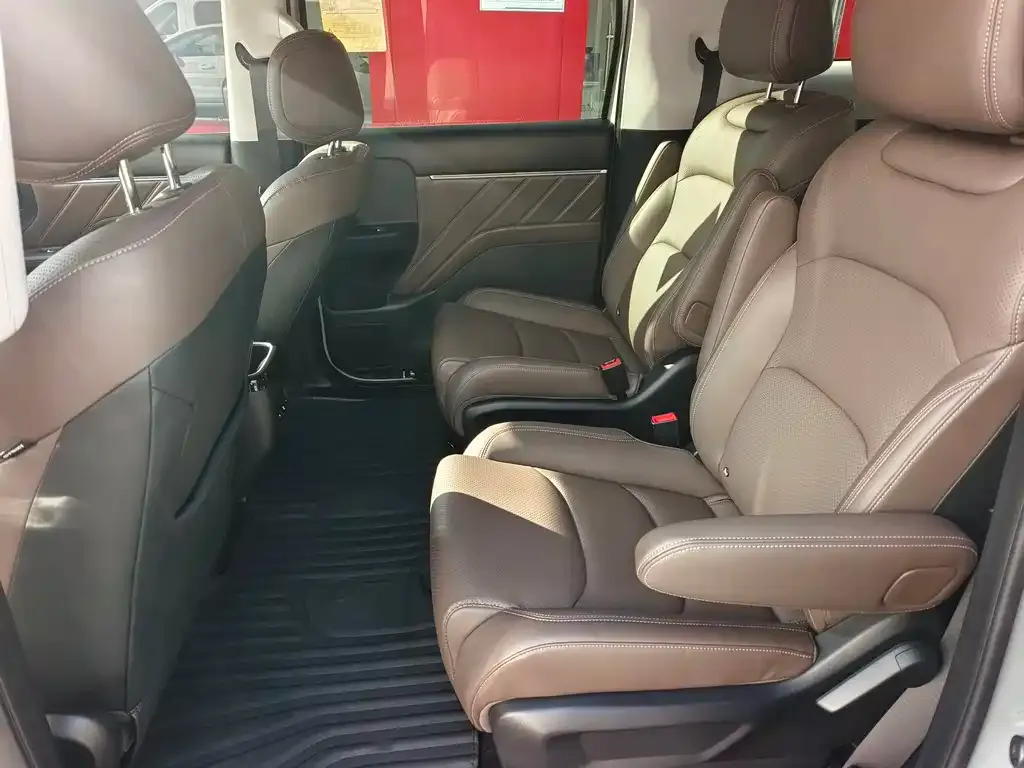 Wuling Xingguang 730 New Energy — фото 8