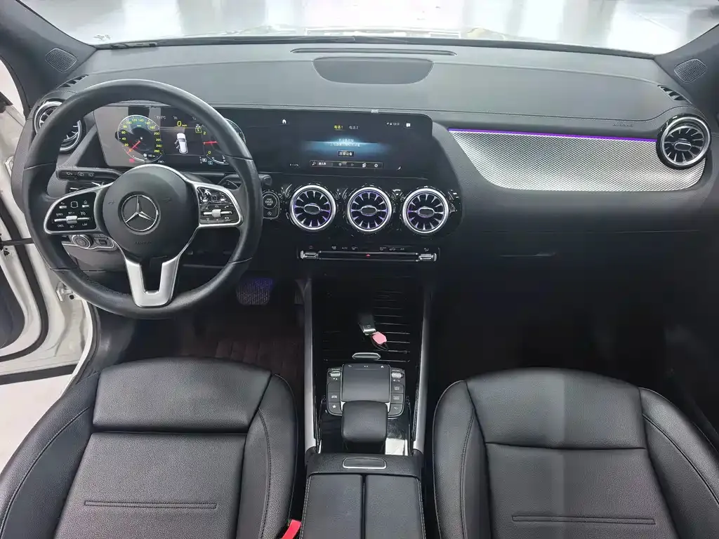 Mercedes-Benz GLA — фото 9