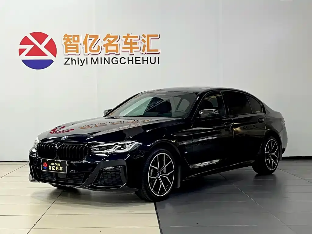 BMW 5 Series — фото 1