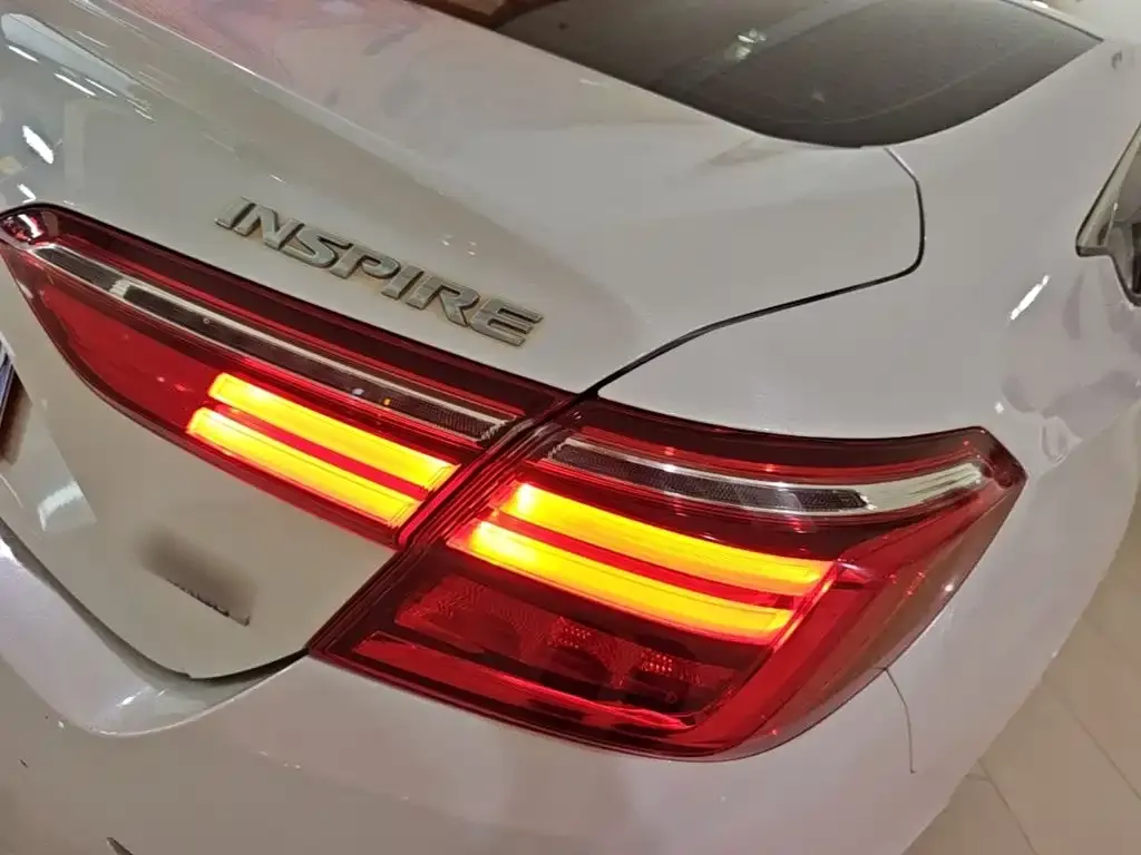 Honda Inspire — фото 5