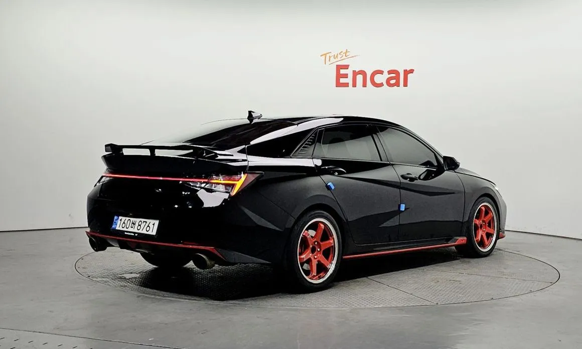 Hyundai AVANTE — фото 3