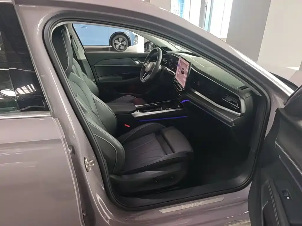 Volkswagen Passat — фото 7