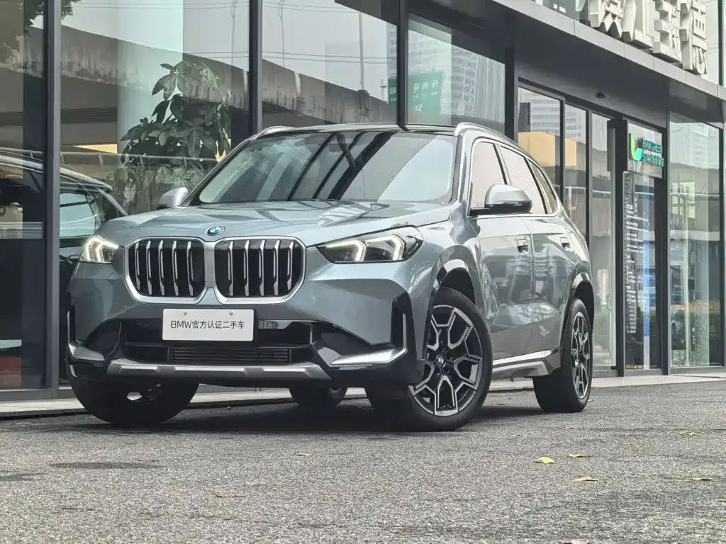 BMW X1 — фото 1