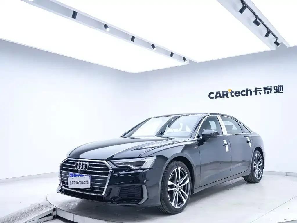 Audi A6L — фото 8