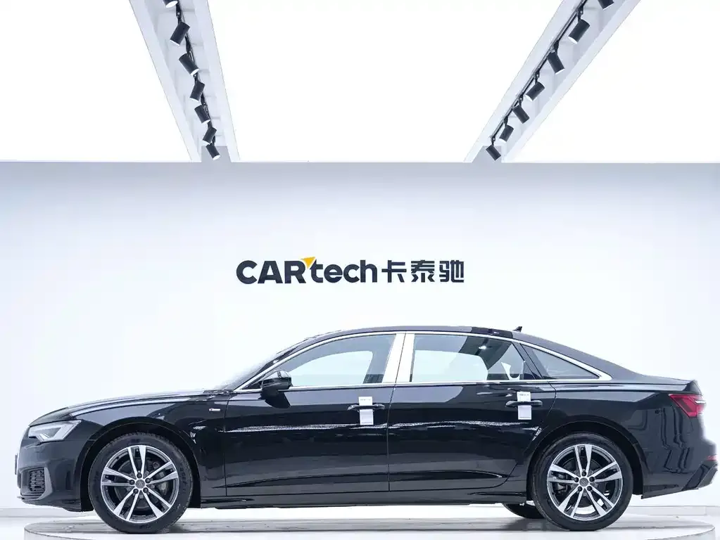 Audi A6L — фото 6