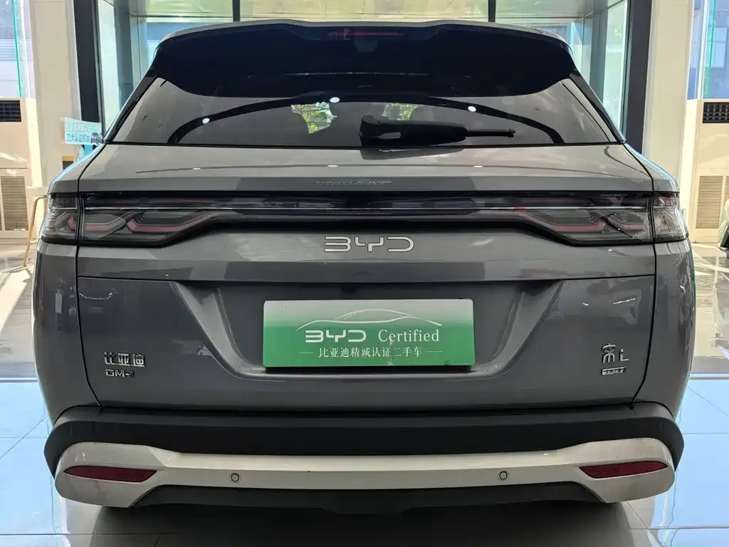 BYD L DM-i — фото 10