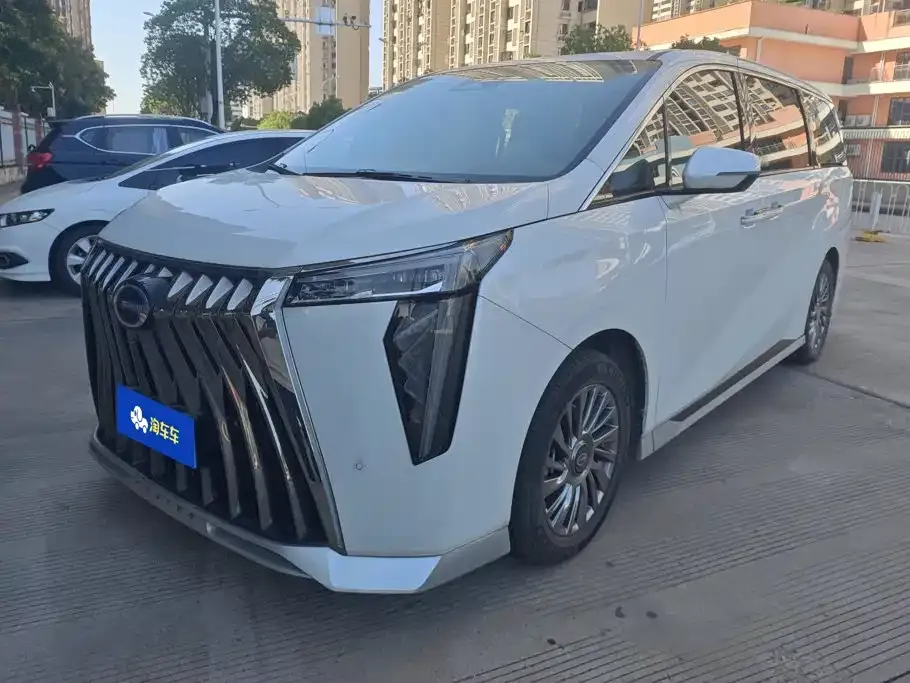 GAC Motor Trumpchi M8 — фото 1