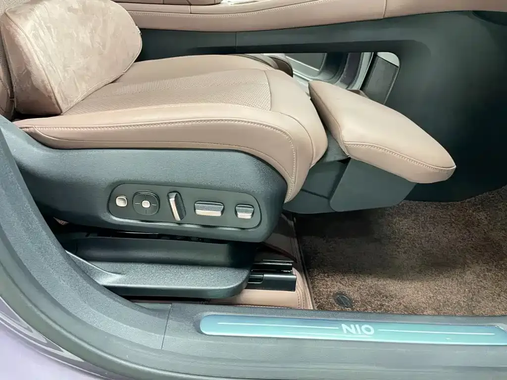 NIO EC6 — фото 9