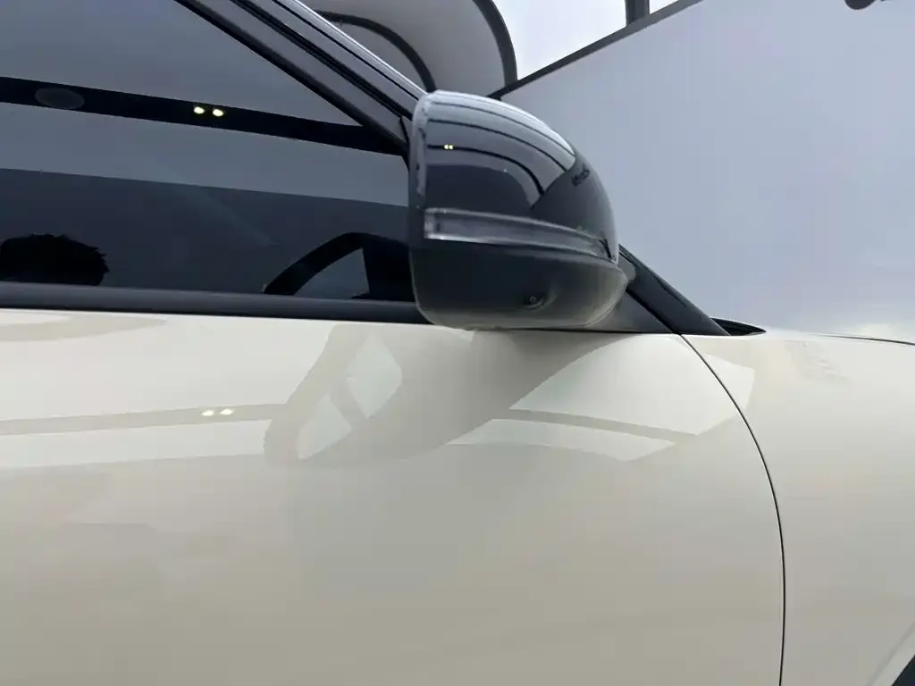 Geely Starburst — фото 7