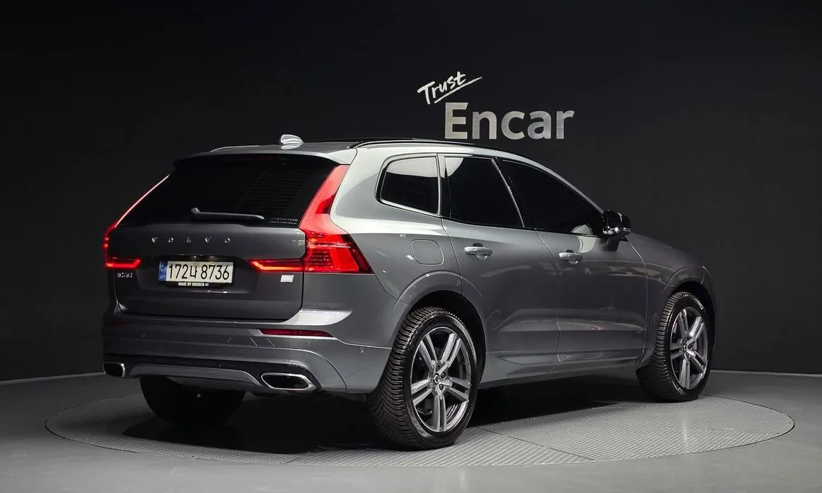 Volvo XC60 — фото 3