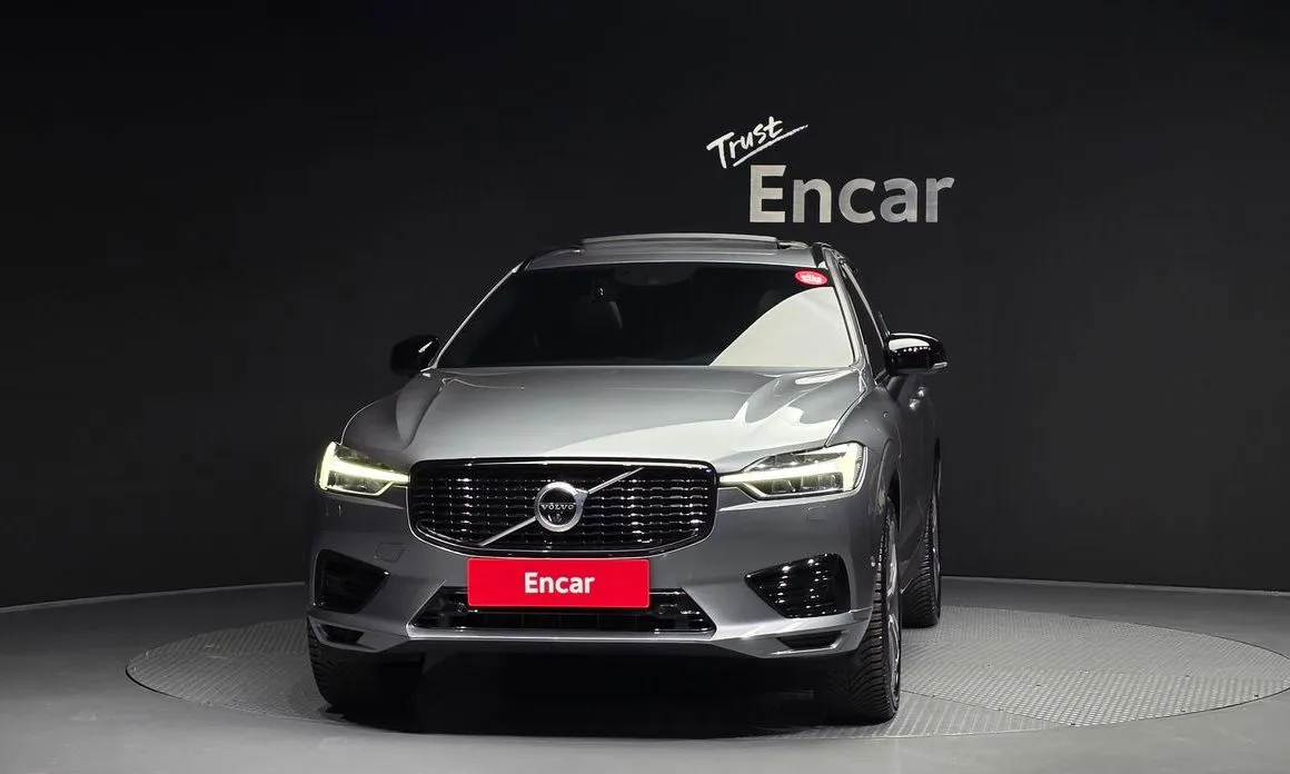 Volvo XC60 — фото 2