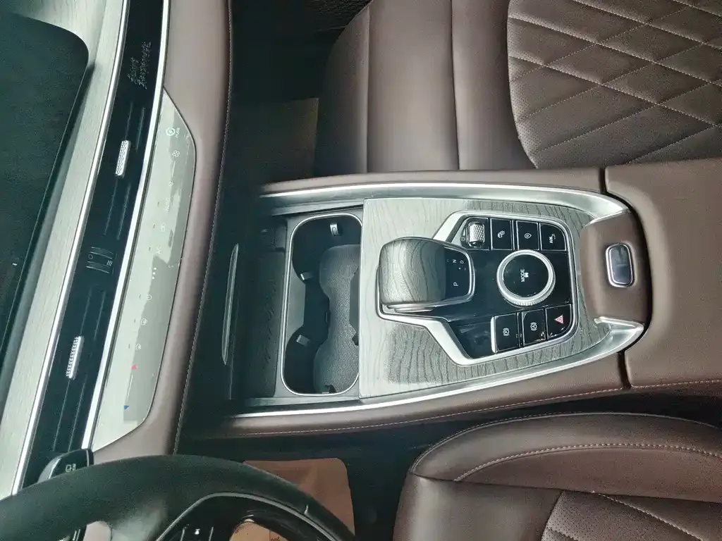 Chery Tiggo 8 PRO — фото 10
