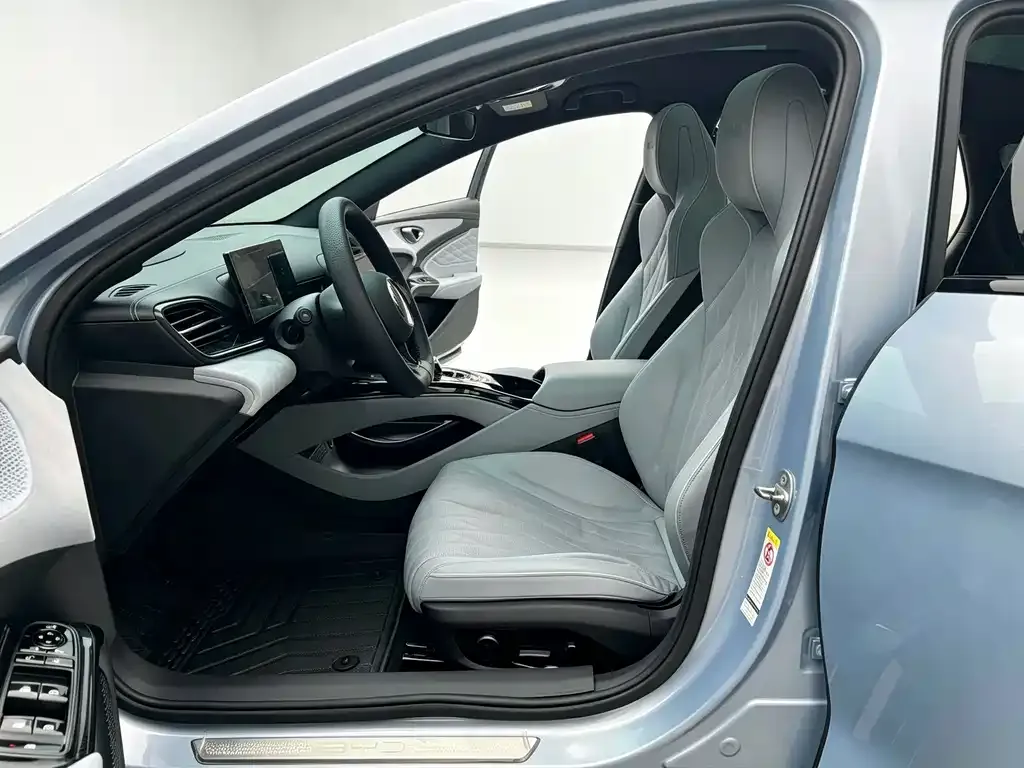 BYD Seal — фото 7