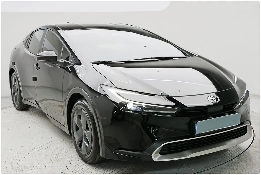 Toyota Prius — фото 4