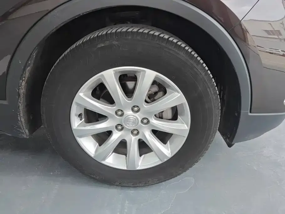 Buick Envision Plus — фото 7