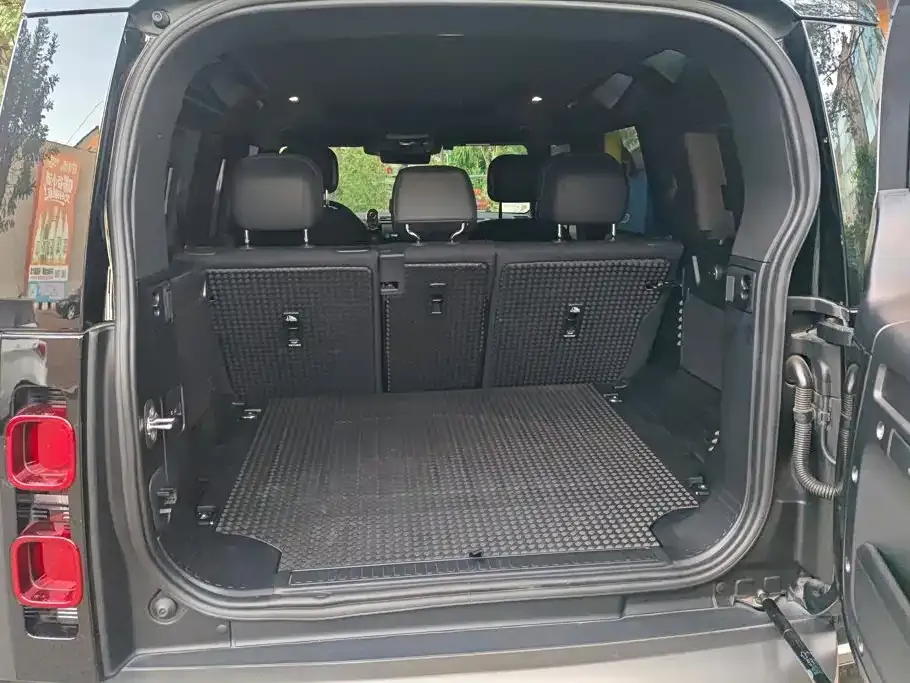 Land Rover Defender — фото 2