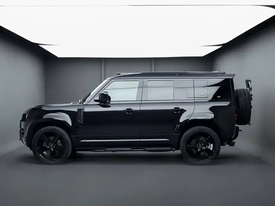 Land Rover Defender — фото 7
