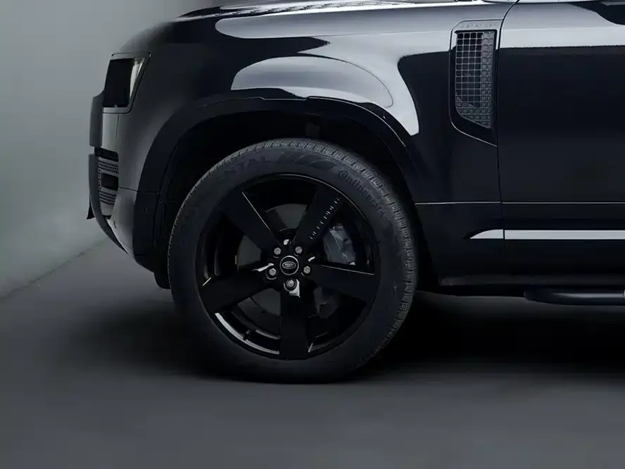 Land Rover Defender — фото 2