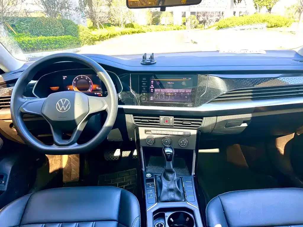 Volkswagen Passat — фото 6