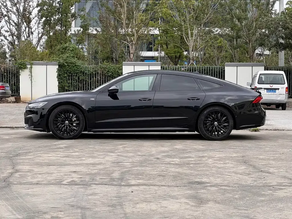 Audi A7 — фото 9