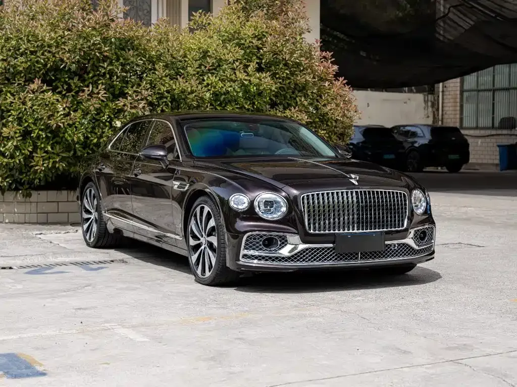 Bentley Flying Spur — фото 7