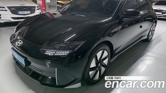 Hyundai Ioniq6 — фото 10