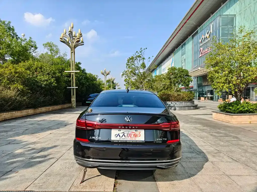 Volkswagen Passat — фото 9