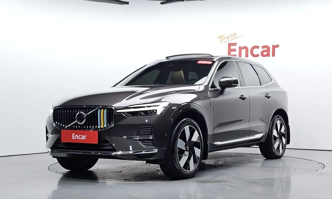 Volvo XC60 — фото 5