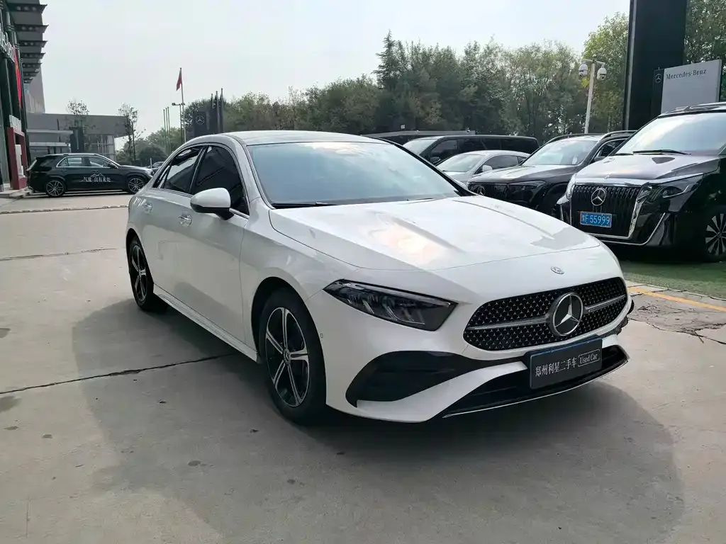 Mercedes-Benz A-Class — фото 1
