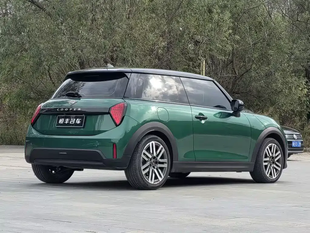 MINI Cooper (3-door) — фото 10