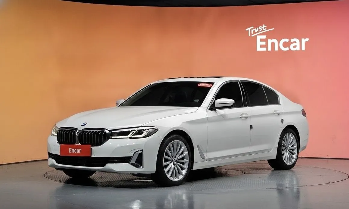 BMW 5-Series — фото 1
