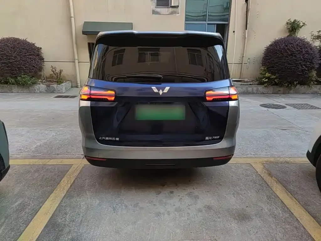 Wuling Xingguang 730 New Energy — фото 2