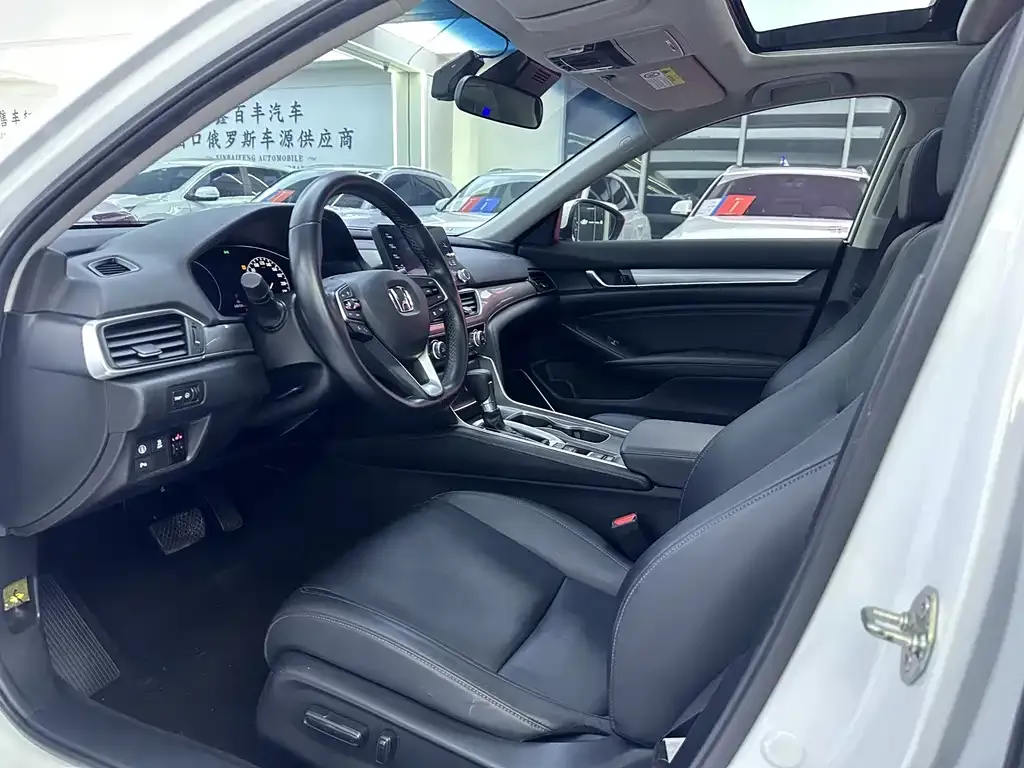 Honda Accord — фото 6