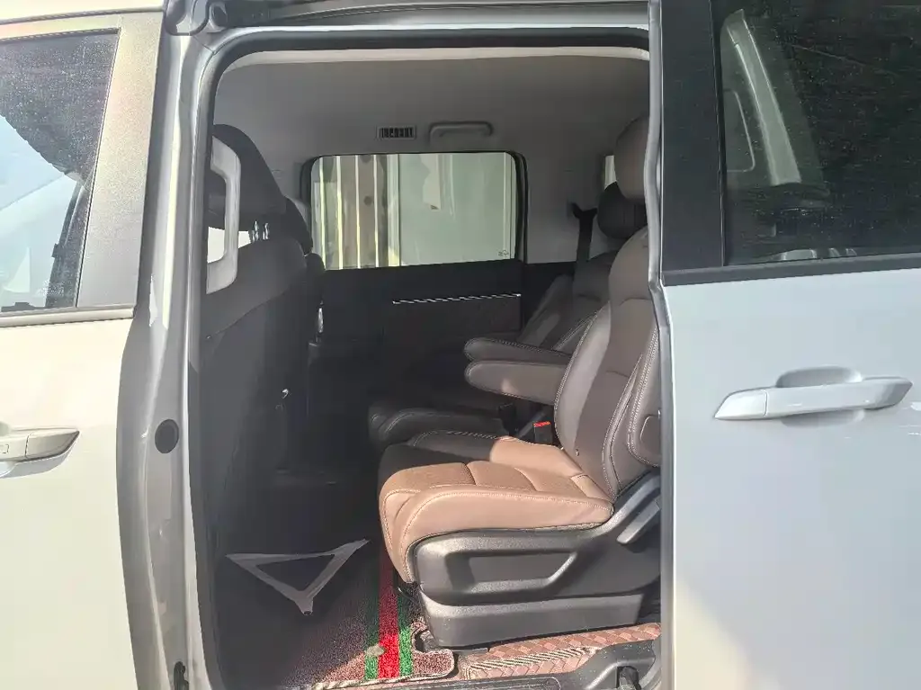 Wuling Xingguang 730 New Energy — фото 7